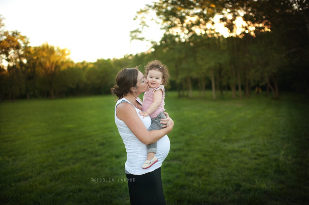 Maternity photograph by Jessica Vaughn Photography.