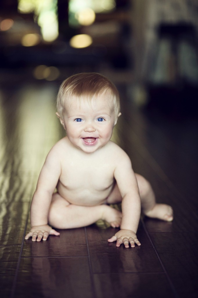 Natural light indoor portrait of baby by Natasha Tessier