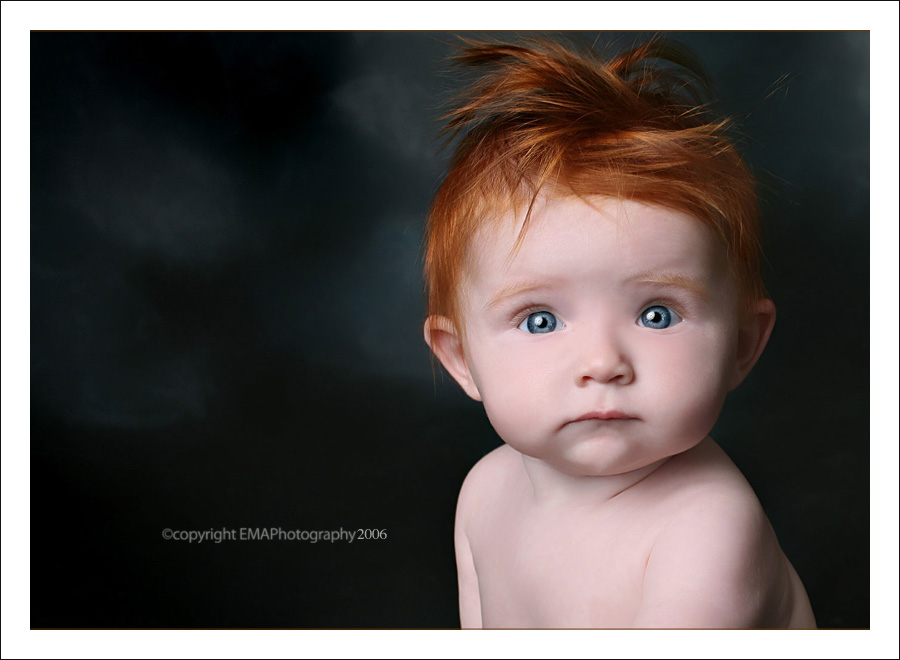 Portrait of toddler by EMA PHOTOGRAPHY