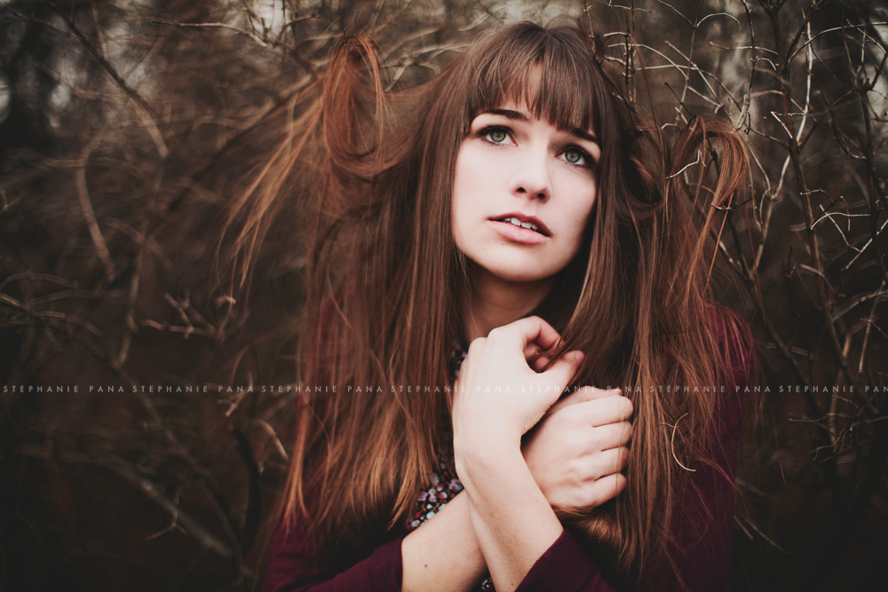 Portrait of senior girl by Stephanie Pana Photography