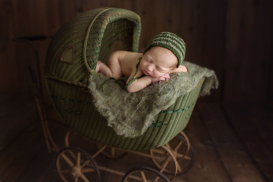 Finnian-Newborn-30