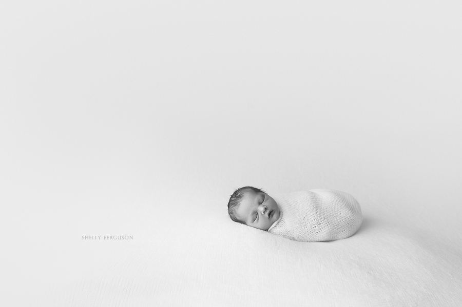 simple natural newborn image